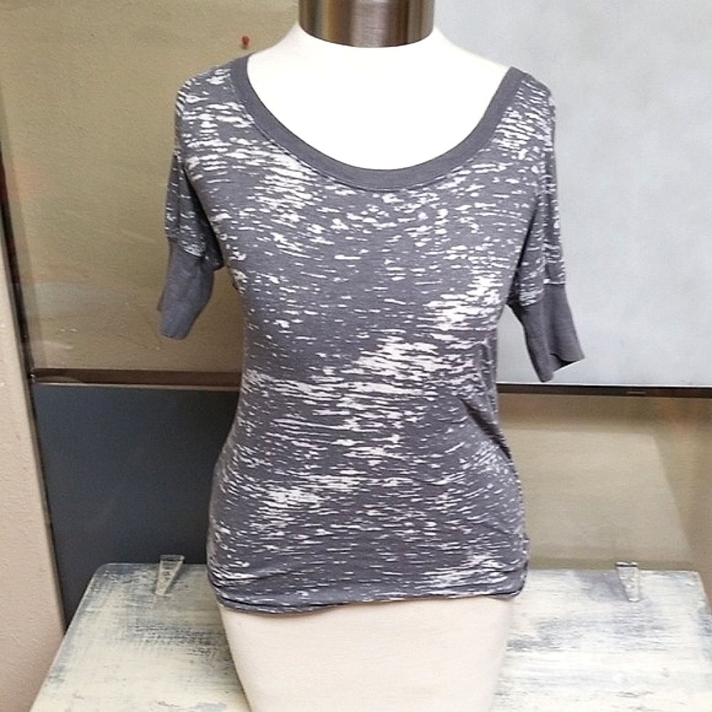short sleeve top